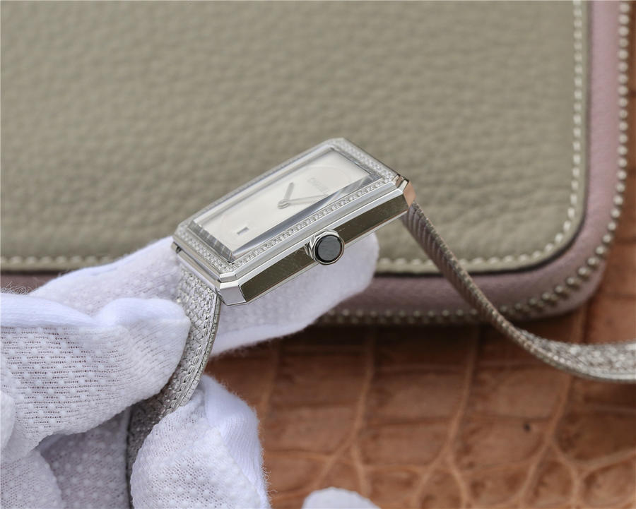 2022122607250241 - 香奈兒仿錶 BV香奈兒將款充滿女性韻味的PREMIÈRE腕錶￥2580