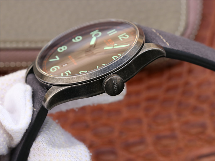 2022122714332853 - 高仿手錶美度用什麽機芯 FK廠美度舵手穿越者型腕錶震撼上市￥2380