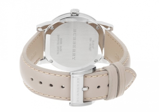 2022122814304074 - Burberry 巴寶莉 米色小牛皮錶帶銀色錶殼英倫格紋女士手錶 BU9107￥1250