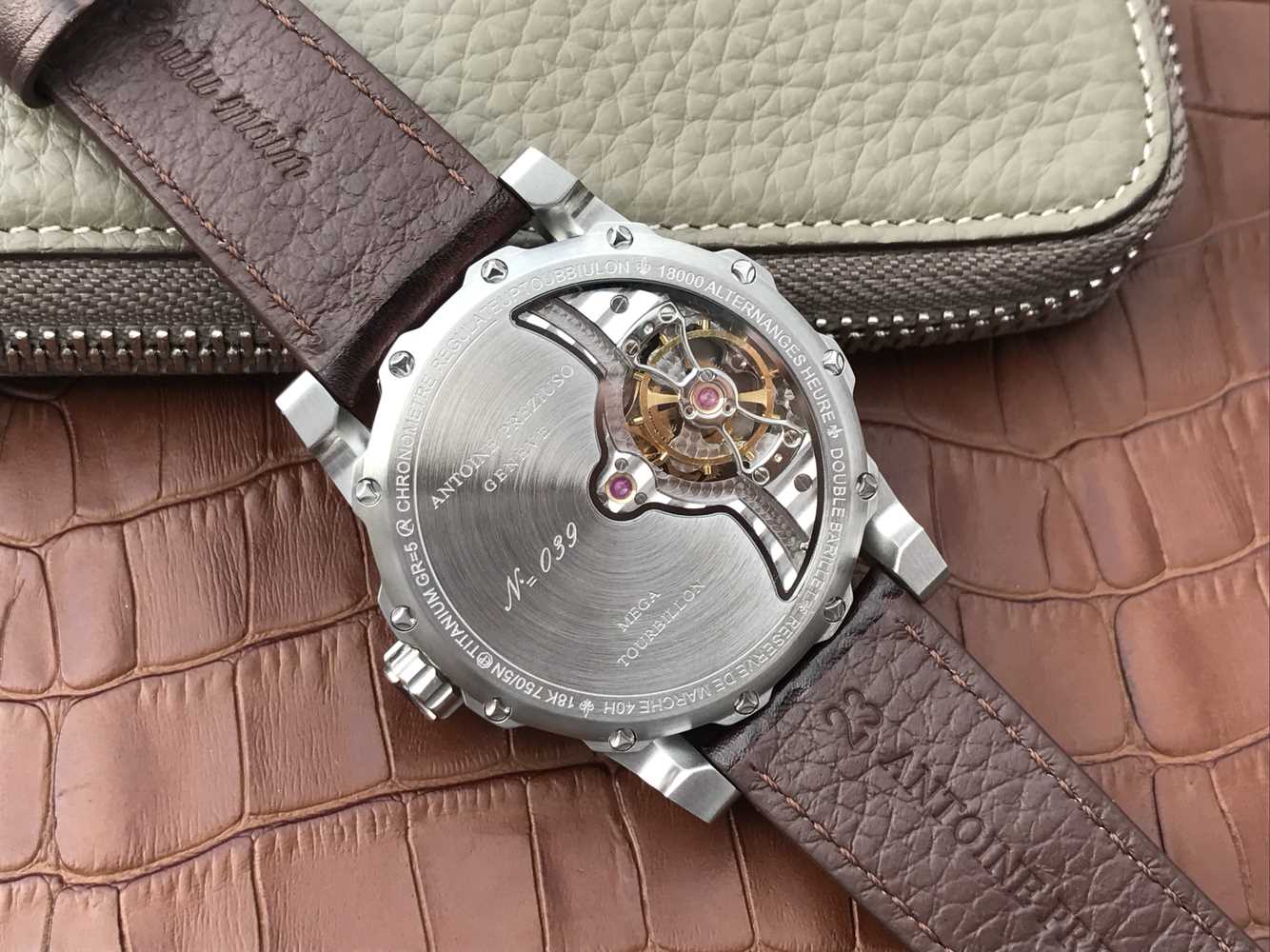 2022122915103294 - 【ANTOINEPREZIUSO】安東尼•裴修素【最新MonumentalTourbillon繫列】￥2790