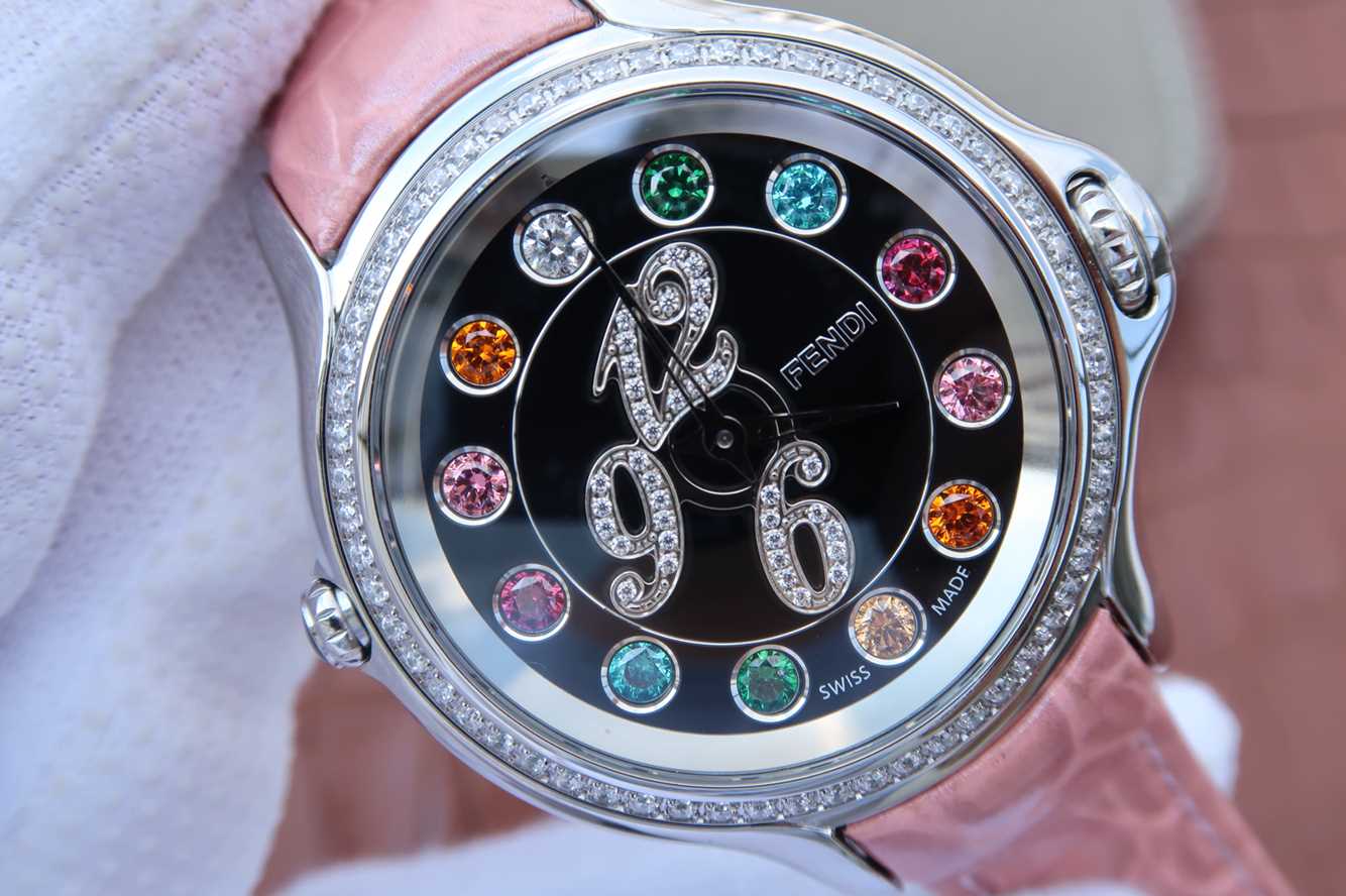 2022122915274040 - XF芬迪變色珠寶女士手錶￥1790