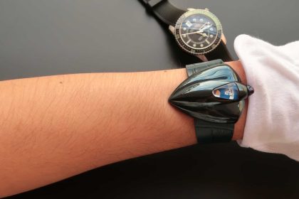 202212291531303 420x280 - VSDeBethune腕錶設計師以《星際迷航》（StarTrek）中的宇宙飛船為靈感發想￥1800
