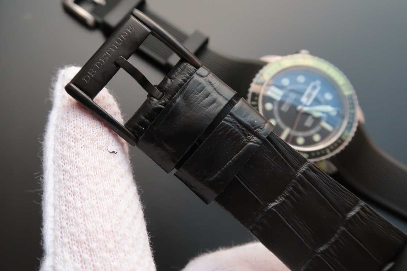 2022123007265223 - VSDeBethune腕錶《星際迷航》錶殼設計，皮錶帶，男士手錶，自動機械機芯，透底￥1800