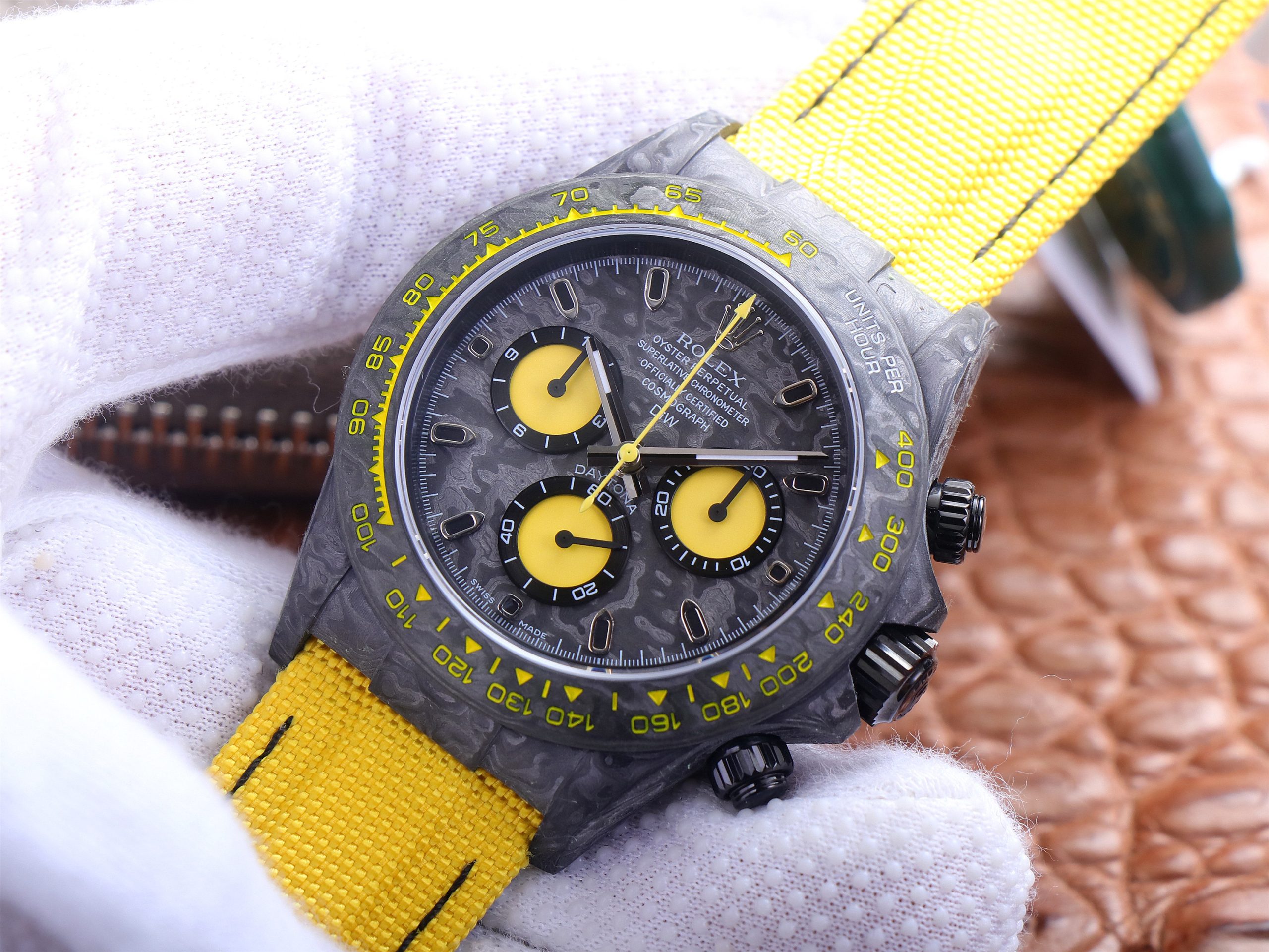 2023021204520453 scaled - 高仿彩色迪通拿手錶價格 JH廠手錶勞力士迪通拿碳纖維定制版 復刻錶￥4580