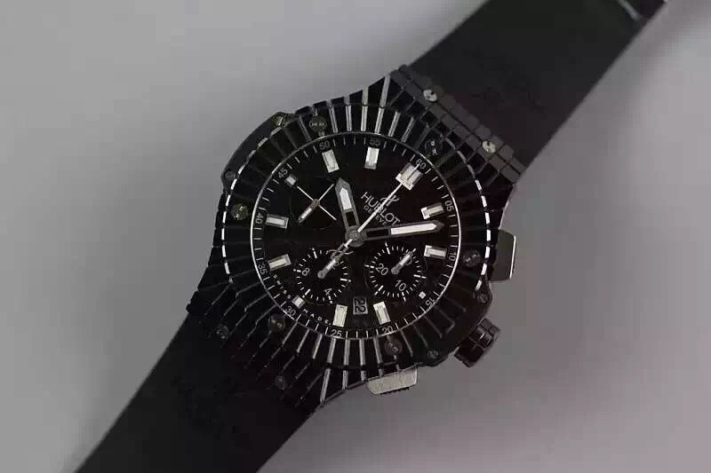 2023021708320981 - V6宇舶 宇宙大爆炸繫列 黑色腕錶￥3580