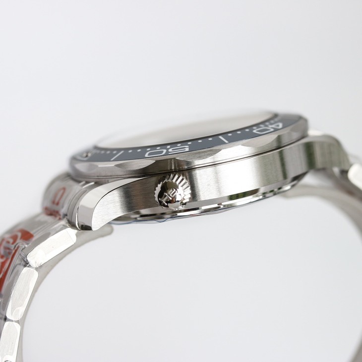 2023030510574149 - 復刻歐米茄海馬300灰色錶盤 OR廠手錶 210.30.42.20.06.001 機械錶￥3180