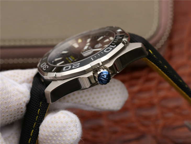 2023030603532431 - 高仿手錶泰格豪雅錶廠有哪些 V6泰高仿手錶泰格竟潛43mm黑殼￥2680