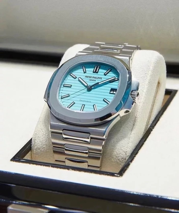2023030611503055 - 精仿百達翡麗鸚鵡螺蒂芙尼藍 5711 3k廠手錶出品 經典機械男錶￥4680