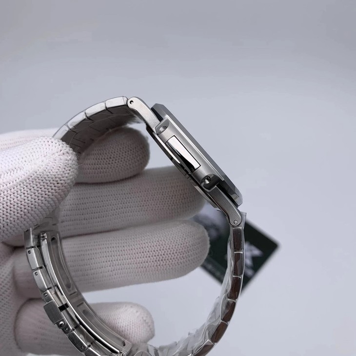 2023030611510886 - 精仿百達翡麗鸚鵡螺蒂芙尼藍 5711 3k廠手錶出品 經典機械男錶￥4680