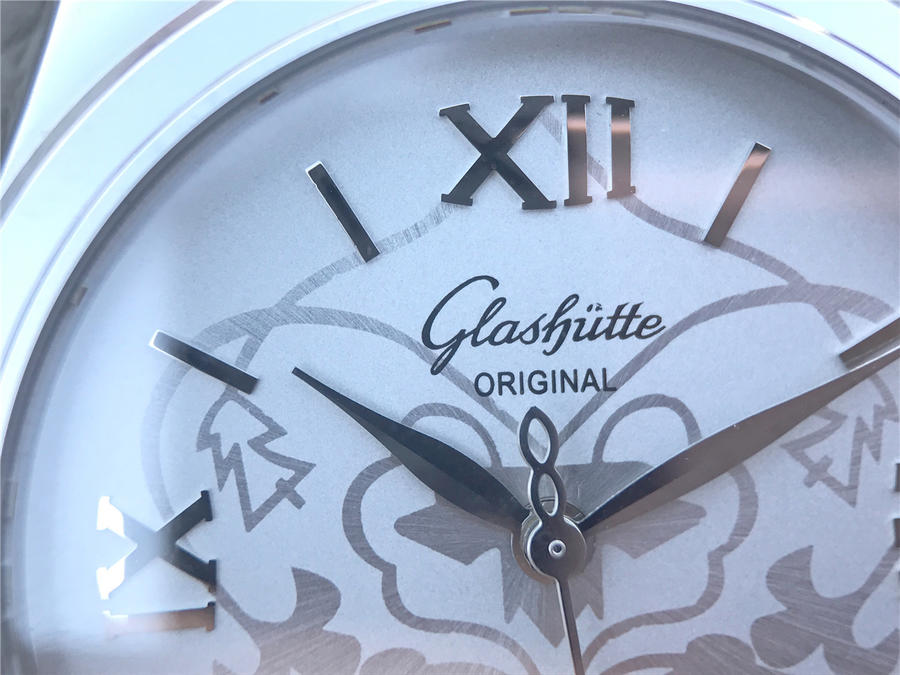 202303110530393 - 格拉蘇蒂女錶復刻手錶價格及圖片 FK格拉蘇蒂原創女錶￥2680