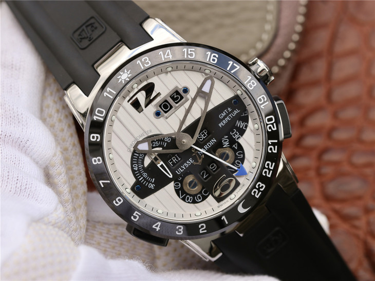 202303170952232 - 守護雅典娜1.0高仿手錶版 TWA廠雅典航海世家 El Toro/Black Toro萬年歴腕錶￥3680