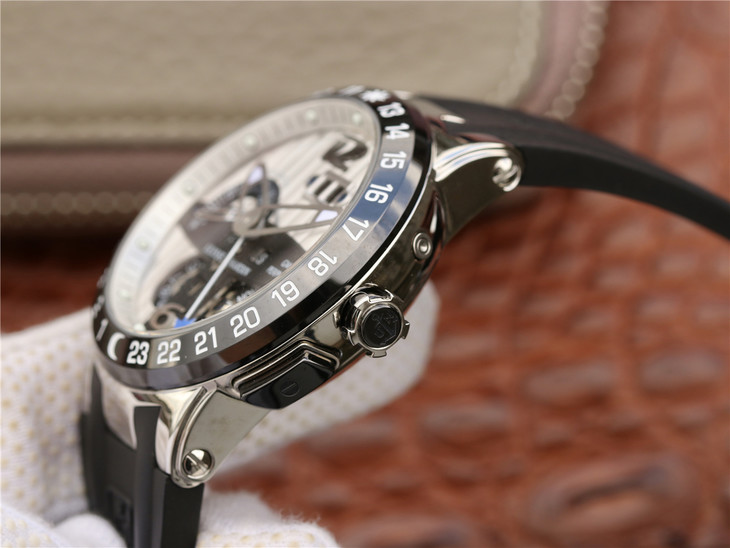 2023031709525215 - 守護雅典娜1.0高仿手錶版 TWA廠雅典航海世家 El Toro/Black Toro萬年歴腕錶￥3680
