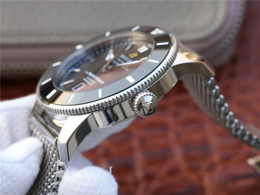 2023041005164344 - 一比一復刻百年靈海洋文化高仿手錶 百年靈超級海洋文化二代46AB2020121B1A1￥3180