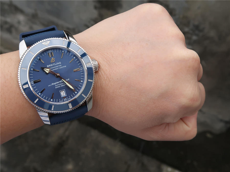 2023041005251040 - 一比一高仿百年靈超級海洋高仿手錶 OM百年靈超級海洋44AB2030161C1S1￥3580