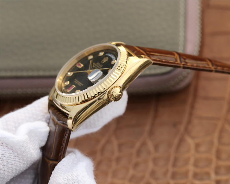 2023042804272623 - 一比一復刻勞力士星期日型高仿手錶 118138 金錶￥4680
