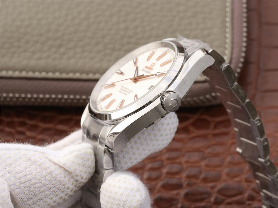 2023102501021462 - 歐米茄海馬高仿手錶與正品的區別 XF歐米茄海馬150米231.13.42.21.02.003￥3180