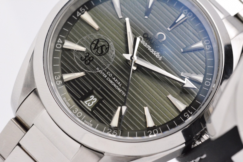 2025032512464150 - VS 2020新品:頂級復刻錶綠海馬150米柚木盤來了！