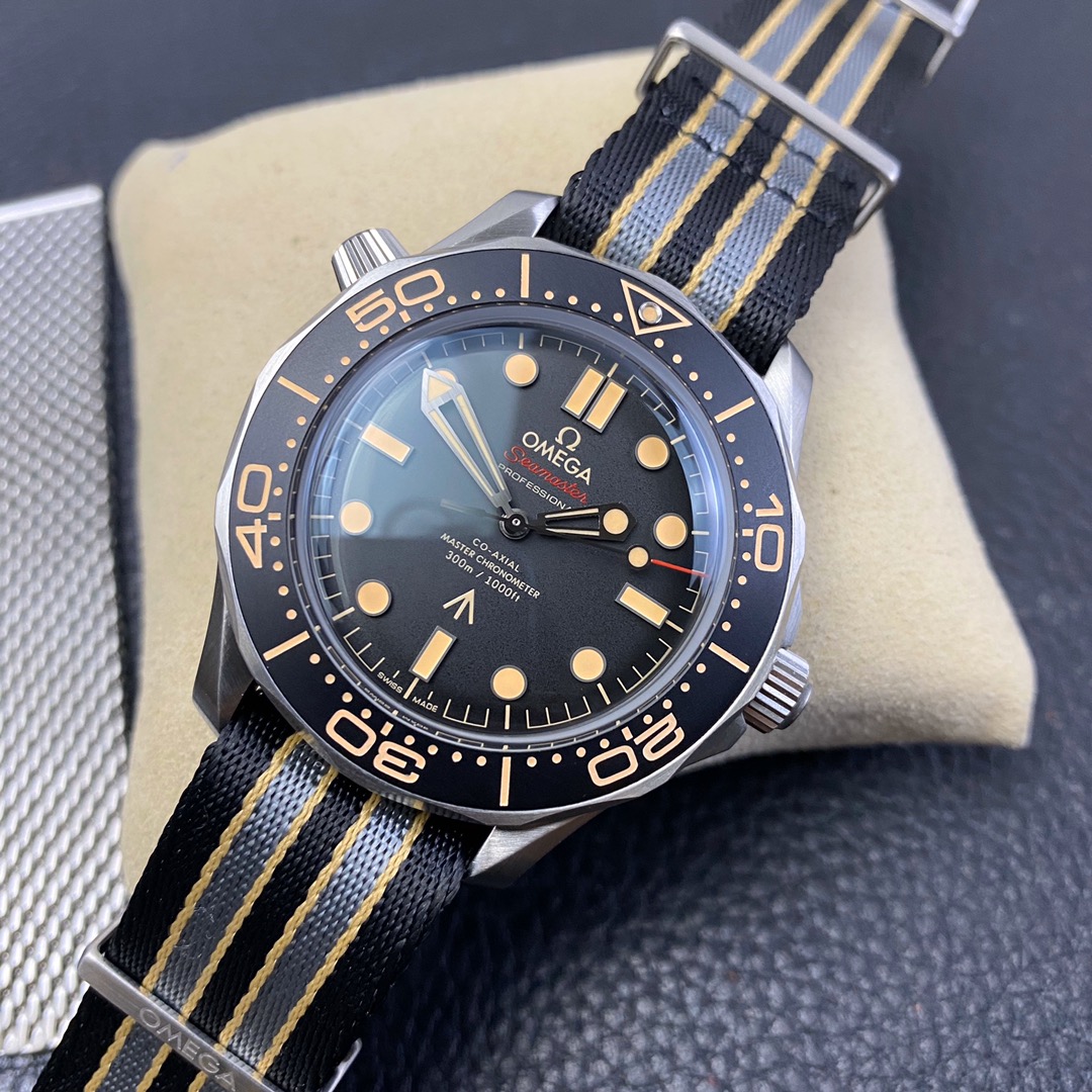 202504132315573 - VS新品 007版海馬繫列頂級高仿錶歐米茄