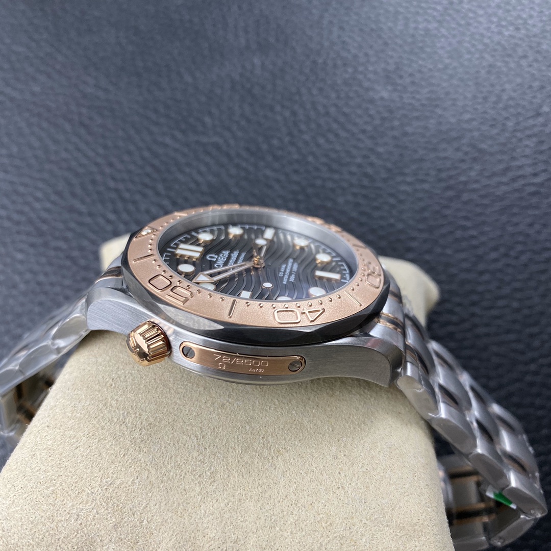 20250826090808100 - OM新品頂級高仿表歐米茄全新海馬300米42mm