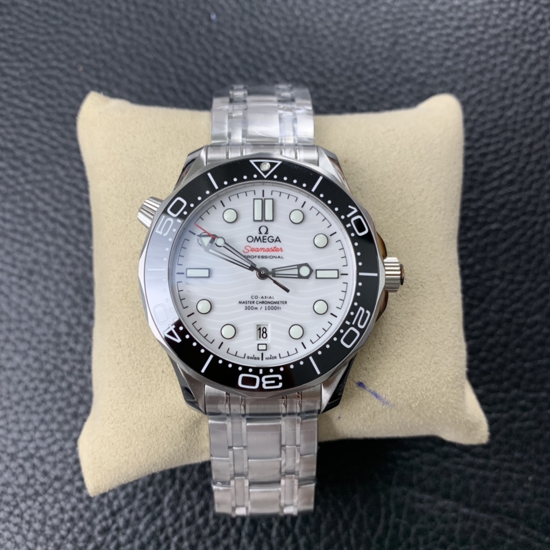 2025090515545827 - vs歐米茄新品 新海馬300 黑白配色 熊貓海馬高仿表