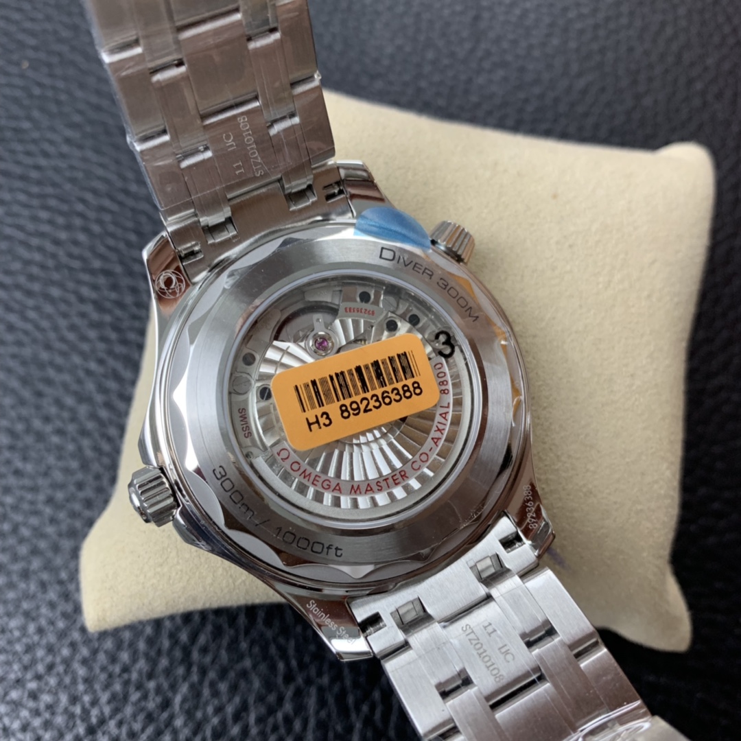 2025090515554155 - vs歐米茄新品 新海馬300 黑白配色 熊貓海馬高仿表