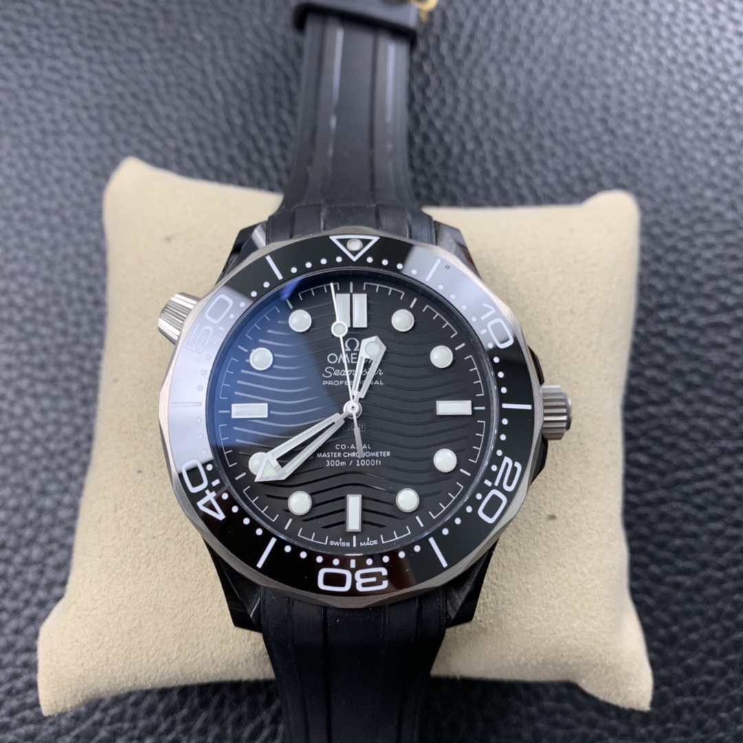2025091317080416 - VS新品頂級高仿表歐米茄新海馬300M真陶瓷43.5mm