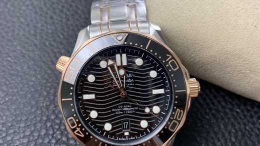 2025092301023545 520x293 - vs歐米茄 頂級復刻表 新品間金海馬300 黑面