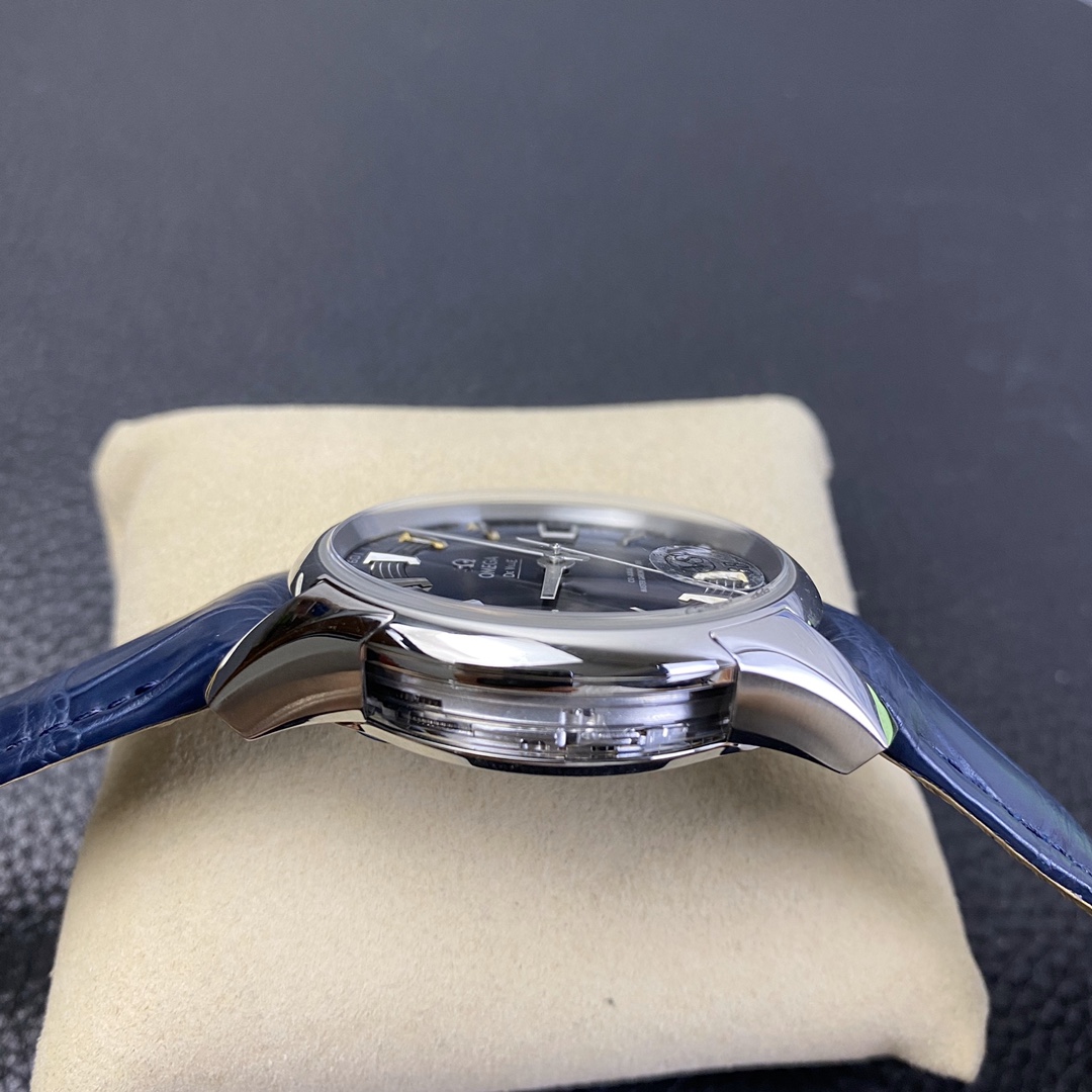 2025102920273728 - VS歐米茄高仿表 蝶飛8900 明亮之藍 搭藍鱷魚皮