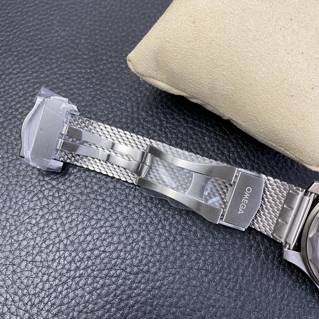 2025102920295084 - VS廠歐米茄高仿表 邦德007升級鋼帶版