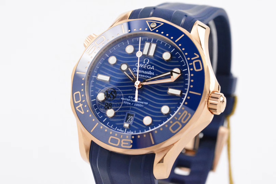 2025111115463516 - VS廠歐米茄高仿表首枚尊享版海馬300米全玫瑰金藍盤