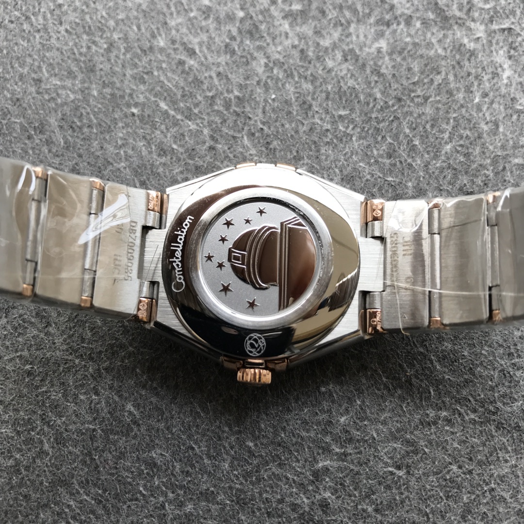 2025112414495363 - AF再譜新篇，推出歐米茄第五代星座石英系列高仿腕表