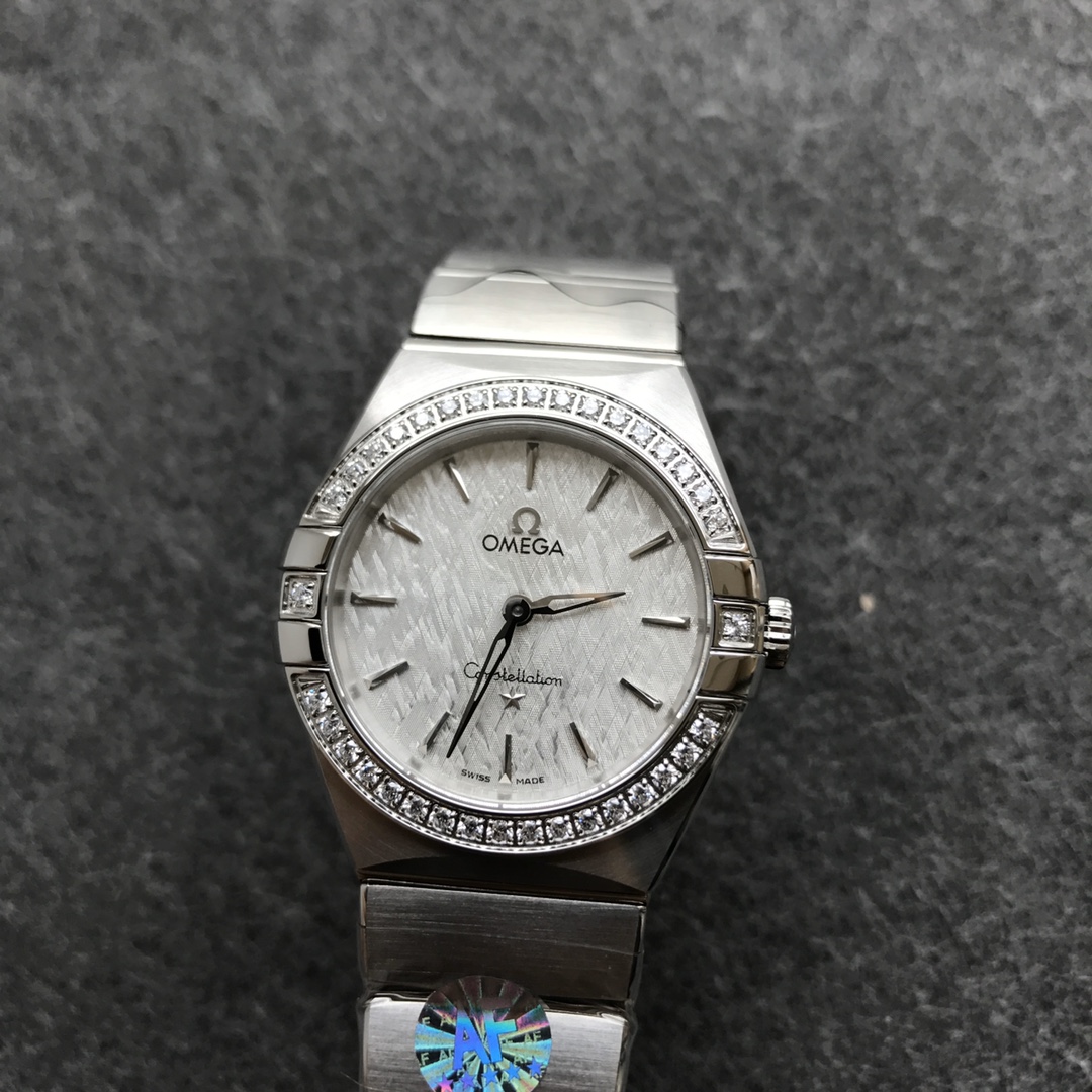 2025112414594416 - 臺灣復刻表歐米茄第五代星座石英系列腕表細節之處見真美
