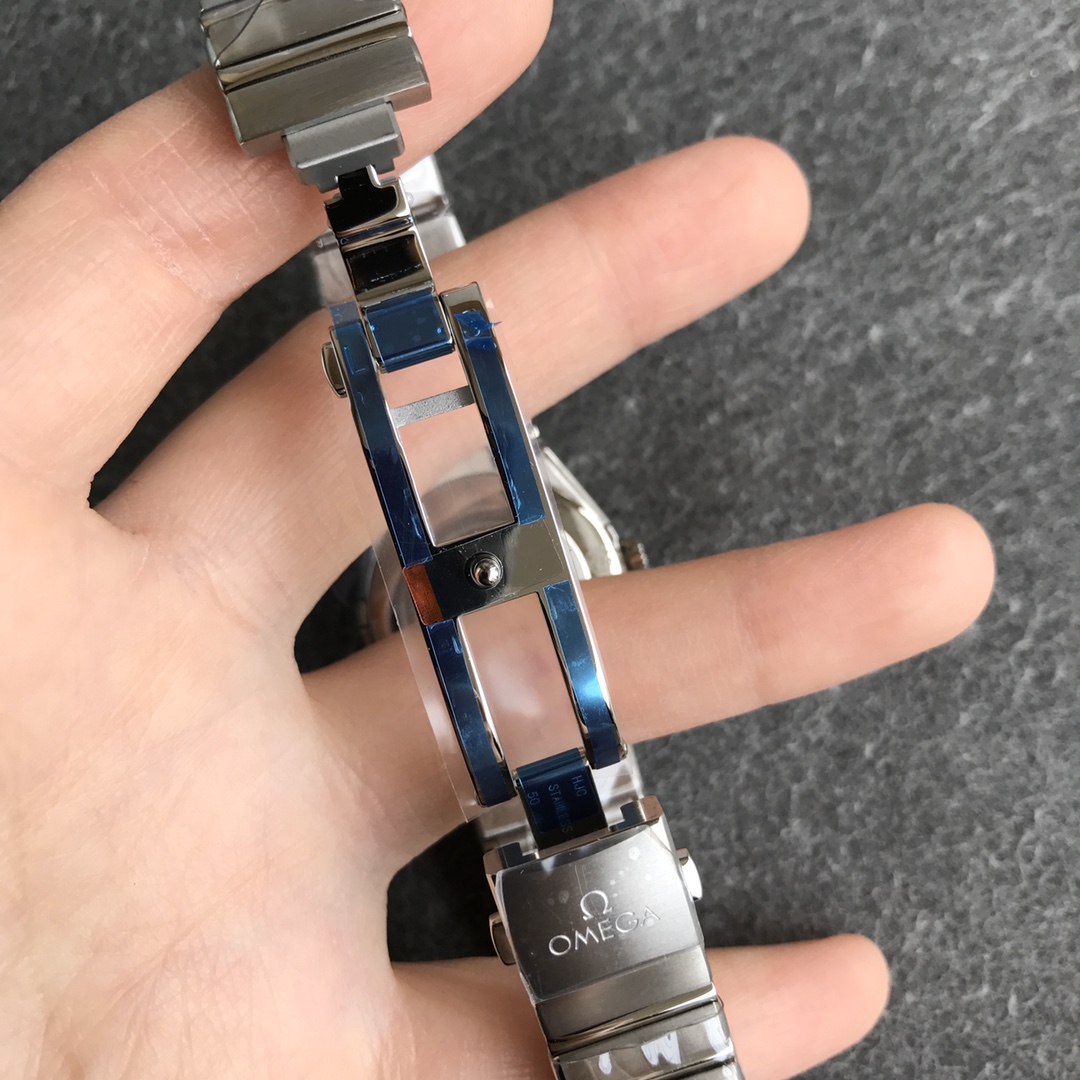 2025112414595687 - 臺灣復刻表歐米茄第五代星座石英系列腕表細節之處見真美