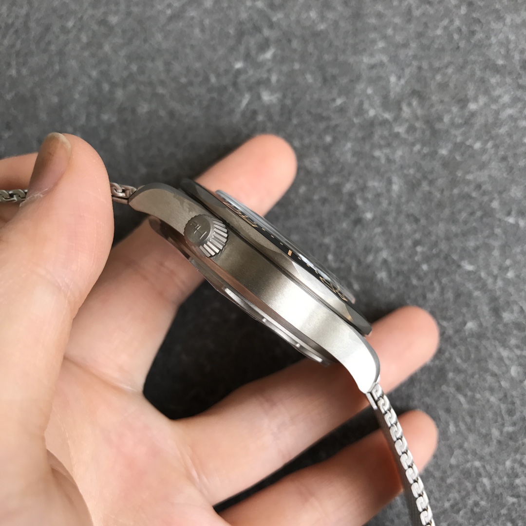 2025120112235660 - VS邦德007-無暇赴死推出原版網帶按正品開發頂級高仿表