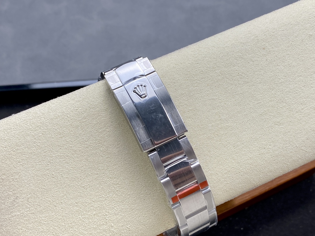 2025122612171978 - 勞力士 Who cares I』m afready pate 個性款閃電 3131機芯904L精鋼