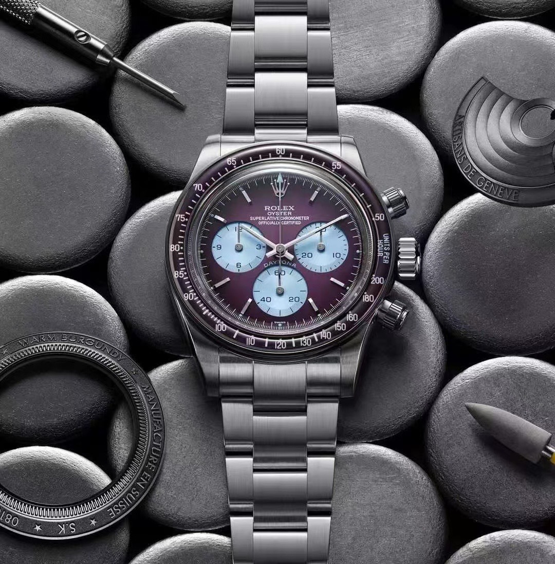 2026031016100931 - 日內瓦工匠Artisans de Gen&egrave;ve 工作室的最新款「霞光紫」配色迪通拿頂級高仿表